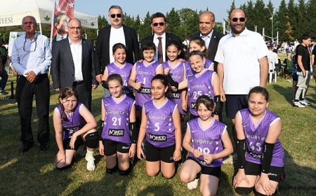 Osmangazi’de kız çocukları için Mini Voleybol Şenliği