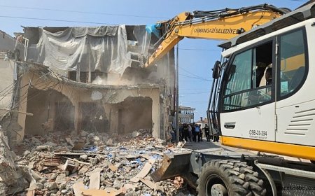 KAÇAK YAPILAR YIKILDI!