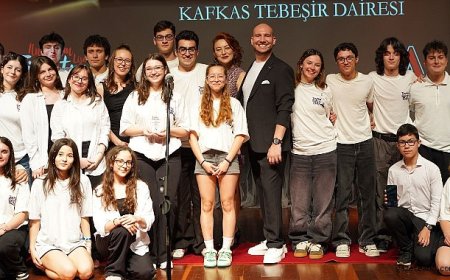 Anabilim Liseler Arası Tiyatro Festivali’nde Sanatın Gücü Sahneye Taşındı!