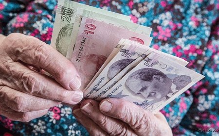 Emekli Maaşına Yasa Teklifi Geliyor