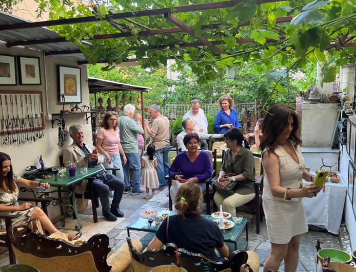 AĞAÇ KÖKLERİ SANATA DÖNÜŞTÜ