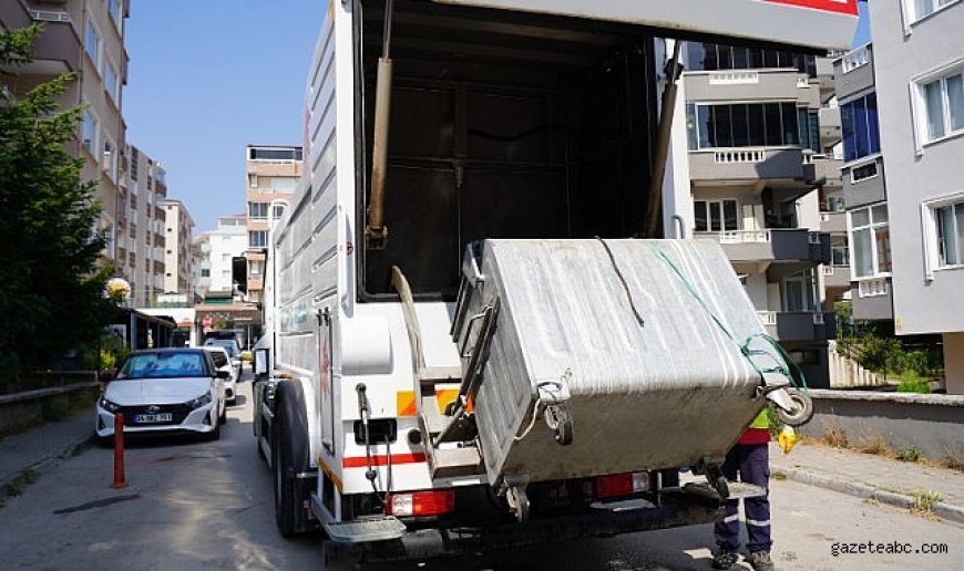 Orhangazi’de Konteynerler Tam Otomatik Yıkama Sistemiyle Temizleniyor