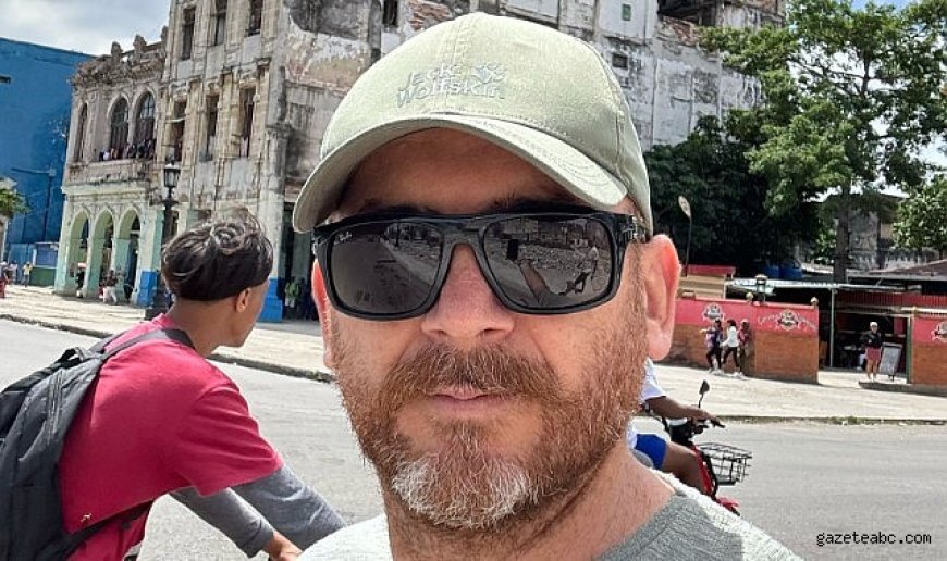 Ömer Aydoğdu Kimdir?