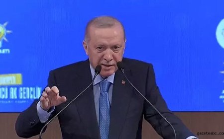 AK Parti Kongre Merkezi'nde Gençlik Coşkusu