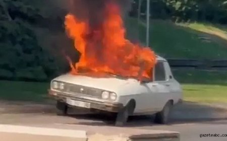 TBMM Önünde Beyaz Toros Yakıldı