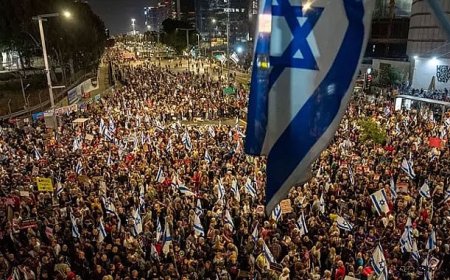 Binlerce Kişi Netanyahu’ya Karşı Ayakta