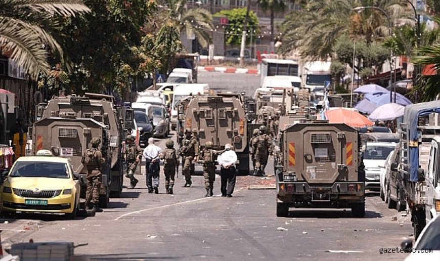 İsrail Ordusu Ramallah'a Saldırdı
