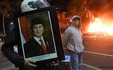 Endonezya Alev Alev!