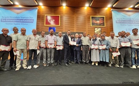 Başkan Bozbey Yangın Kahramanlarına Teşekkür Belgesi