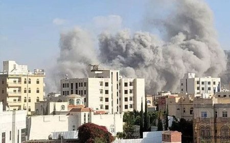 İsrail, Yemen'in Başkenti Sana'ya Saldırdı