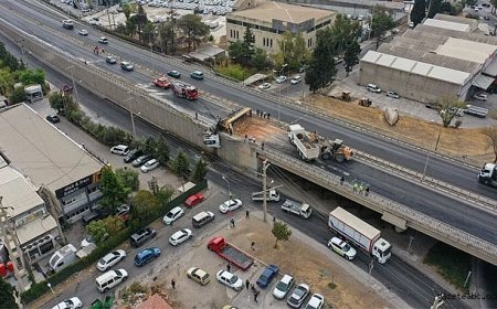 İzmir’de TIR Viyadükte Korkuttu