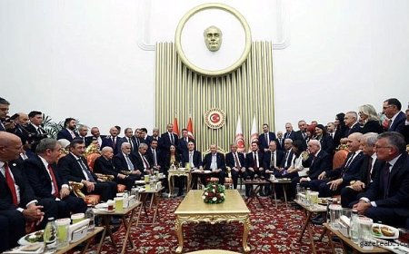 Devletin Zirvesi Meclis'te Buluştu