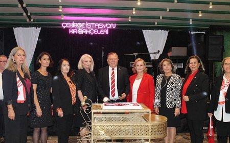 Emekli Bu Ülkenin Çimentosu, Çakıl Taşıdır