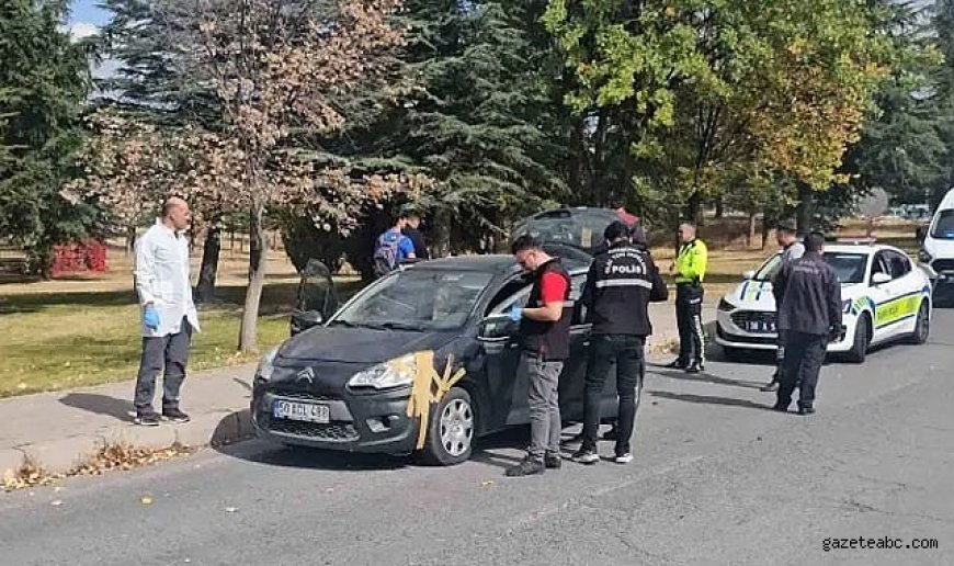 Fakülte önünde eski eşini öldürdü