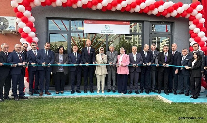 Bakan Gökta: "Merkezimiz de sevgiyle büyüyen çocuklar olacak"