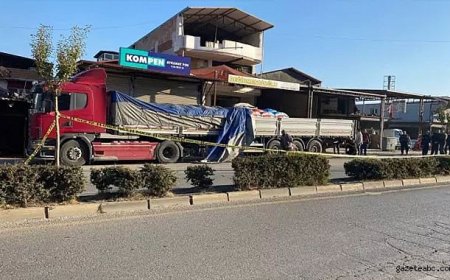 Alaşehir’de Polis Aracı TIR’a Çarptı