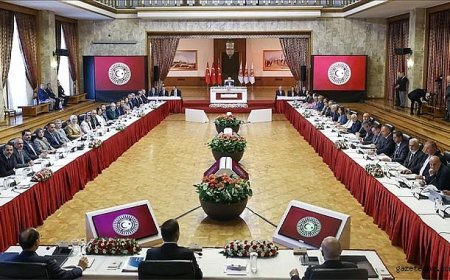 AK Parti’den İmralı’ya ‘Olumlu’ Yaklaşım