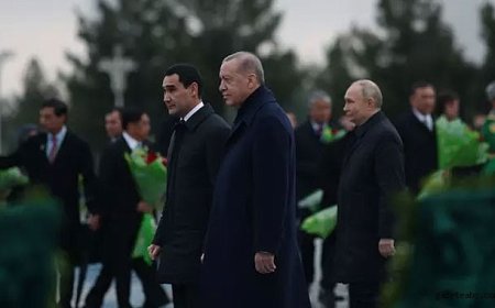 Cumhurbaşkanı Erdoğan Türkmenistan'da!