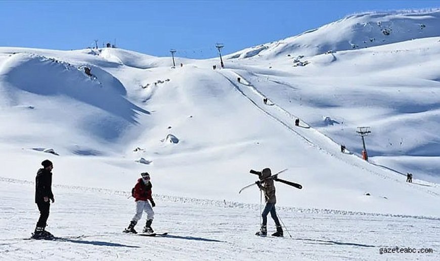 Kayak Merkezlerinde Kar Farkı Büyük