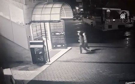 Başından Yaralanan Kadın ve Kızı Camiye Sığındı