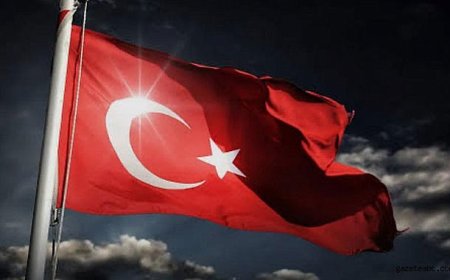 Bayrak Saldırısına Hükümetten Sert Tepki