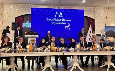 Anahtar Parti İftar Programı Düzenlendi