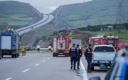 ŞEHİDİN VAR TÜRKİYE!