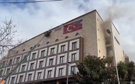 Polis Merkezinde Yangın