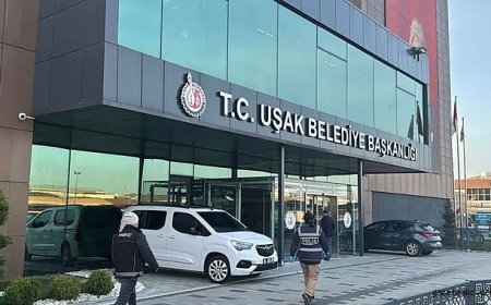 CHP’li Belediye Yetkililerine Operasyon