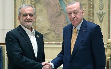 Pezeşkiyan'dan Türkiye'ye Övgü