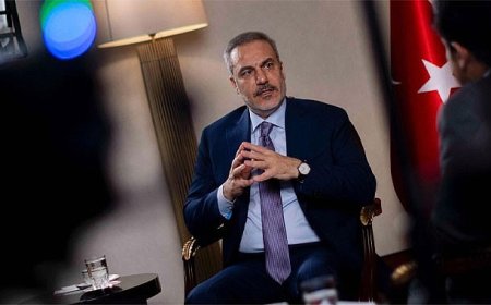 Bakan Fidan, Mısır ve Iraklı mevkidaşlarıyla diplomasi trafiğini sürdürdü