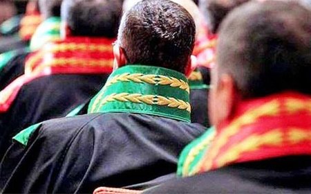 HSK’dan 14 Hakim ve Savcıya Yeni Görev