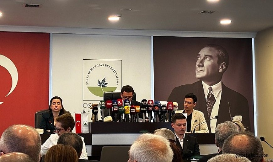 Siyaset ve Hizmet Tartışmaları Aynı Gündemde