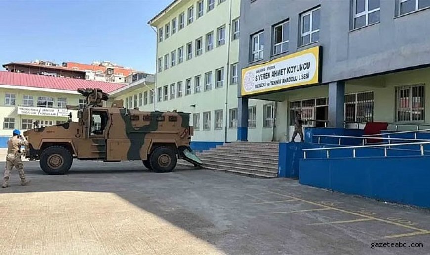 Lisede Dehşet!