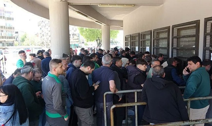 Yeni Sezon Öncesi Kombine Satışları Taraftarı Sokaklara Döktü