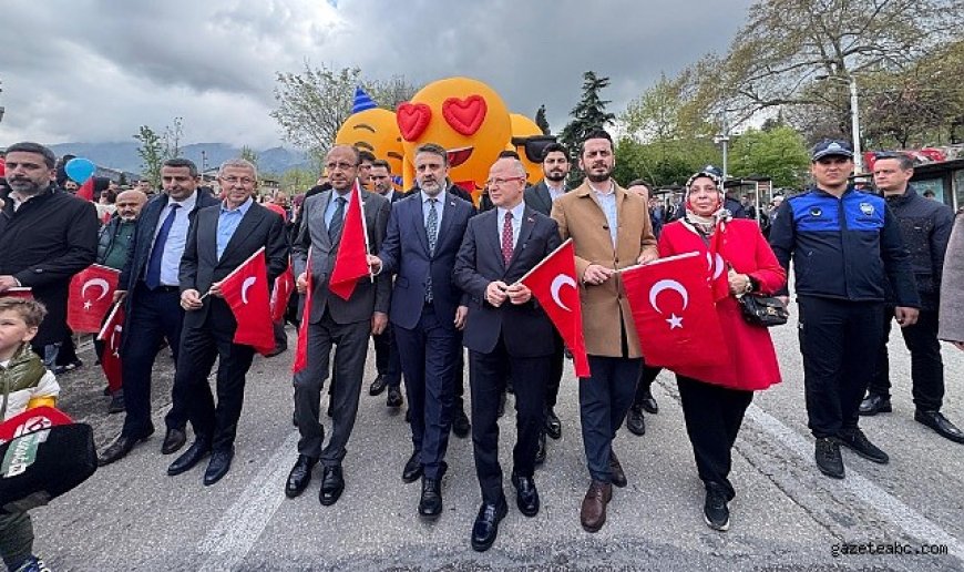 23 Nisan Coşkusu Bursa’yı Sardı