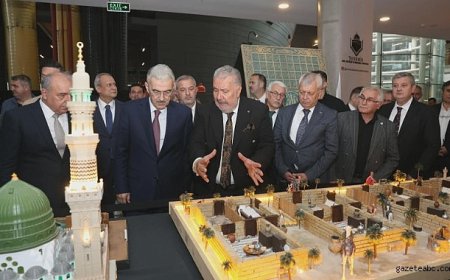 “Mukaddes Emanetler Sergisi” Osmangazi’de Ziyaretçilerini Ağırlıyor