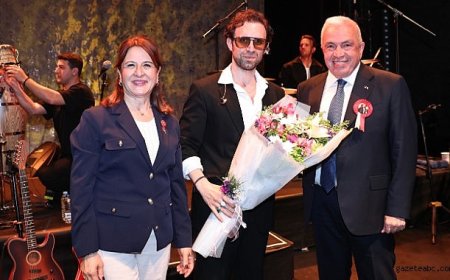 Nilüfer’de 19 Mayıs Coşkusu Sokaklara Taştı: Binler Cumhuriyet İçin Yürüdü