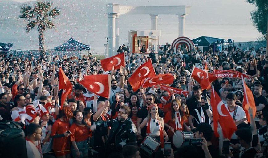 Milli Takımın Dünya Kupası Coşkusuna Murat Dalkılıç’tan Marş Gibi Şarkı