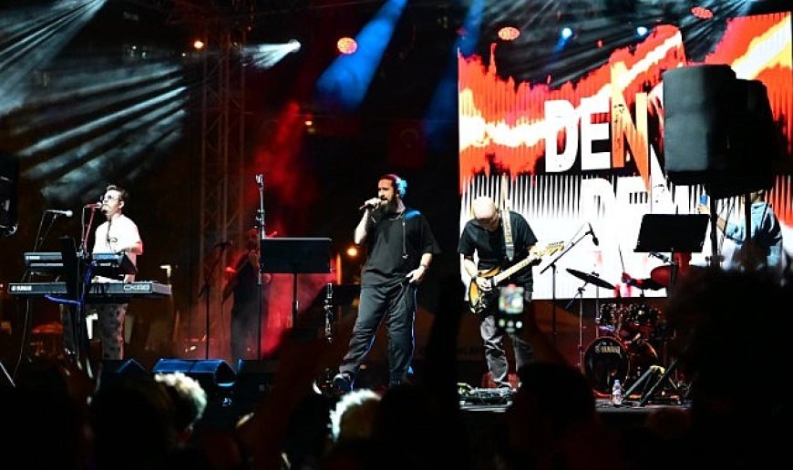 Gemlik’te 19 Mayıs Coşkusu Rock Festivaliyle Zirveye Taşındı