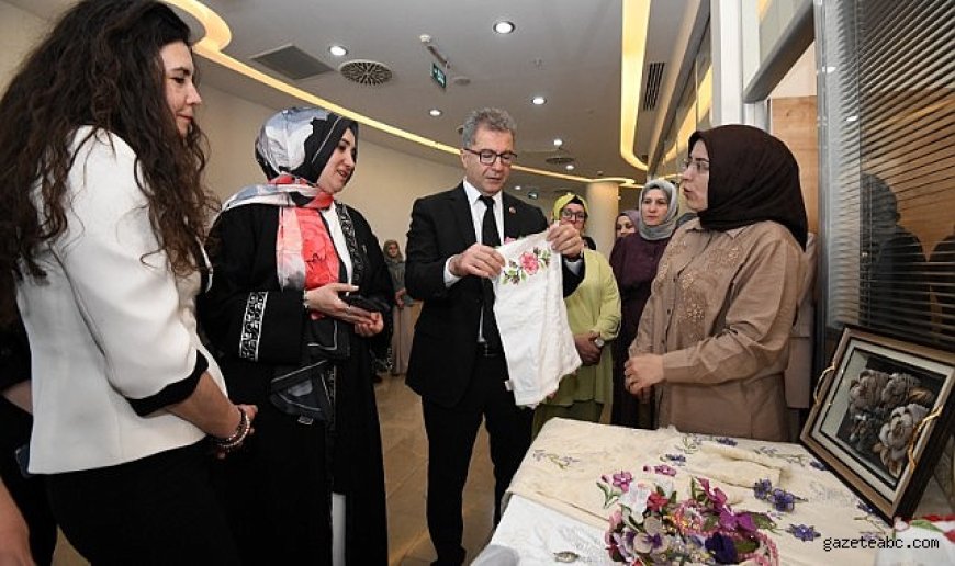 DEMİRTAŞ’TA OSMEK KURSİYERLERİNDEN EL EMEĞİ ŞÖLENİ