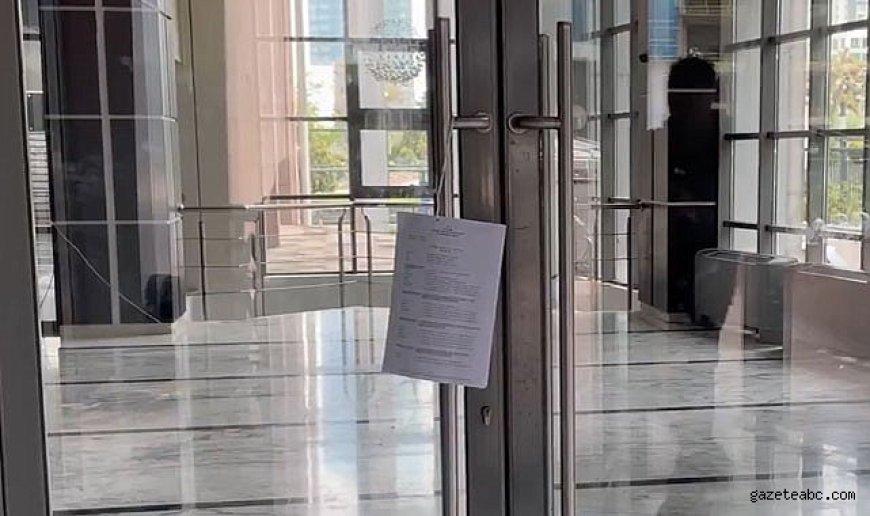 Karar, CHP Genel Merkezi girişine asıldı