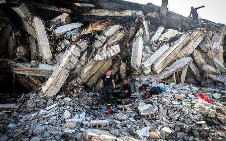 Enkaz Başında Umut Nöbeti