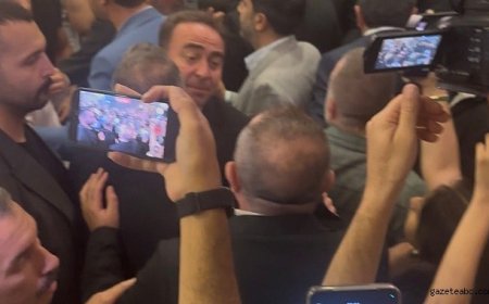 Tartışma Arbedeye Dönüştü, CHP Grubu Salonu Terk Etti