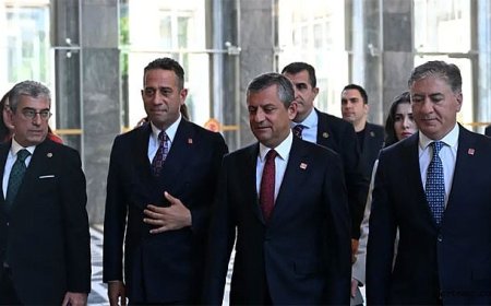 Siyasette Dengeler Değişiyor