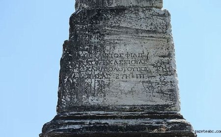 Roma Döneminden Günümüze Anıt Mezar