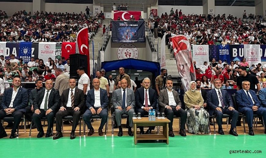 Binlerce Çocuk Yaz Tatilini Sporla Geçirecek