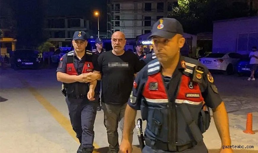 Ünlü Yönetmenin Evinde Kenevir Sistemi İddiası