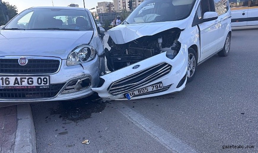 Mudanya Yolu’nda Maddi Hasarlı Trafik Kazası