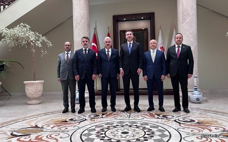 Bakan Bayraktar’tan Vali Ayyıldız’a Ziyaret